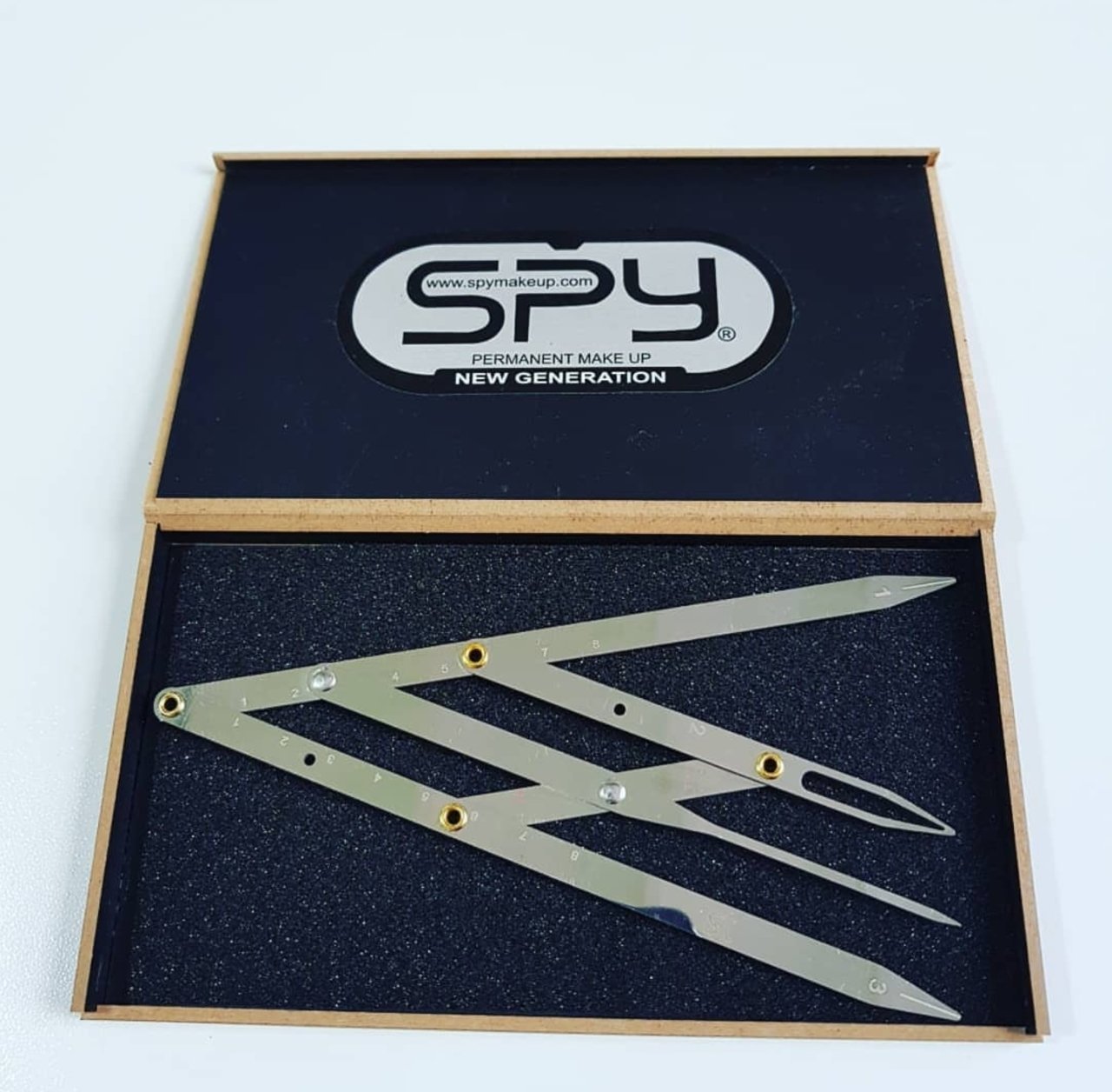 Spy caliper Ruler of the Golden Ratio
