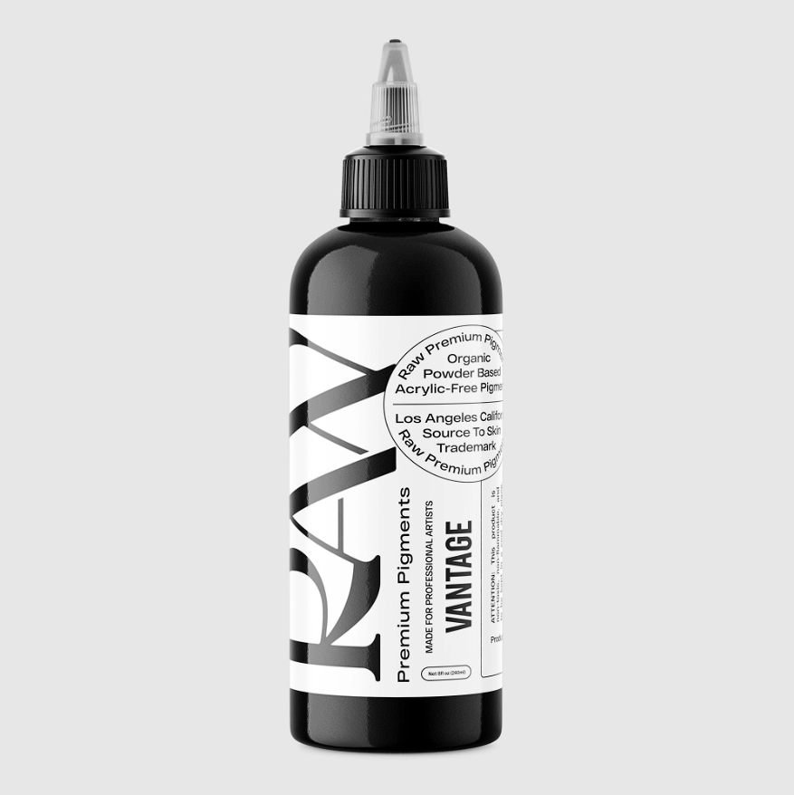 Raw Pigments Vantage Black 8 oz 240 ml Siyah Çizgi ve Dolgu Dövme Boyası