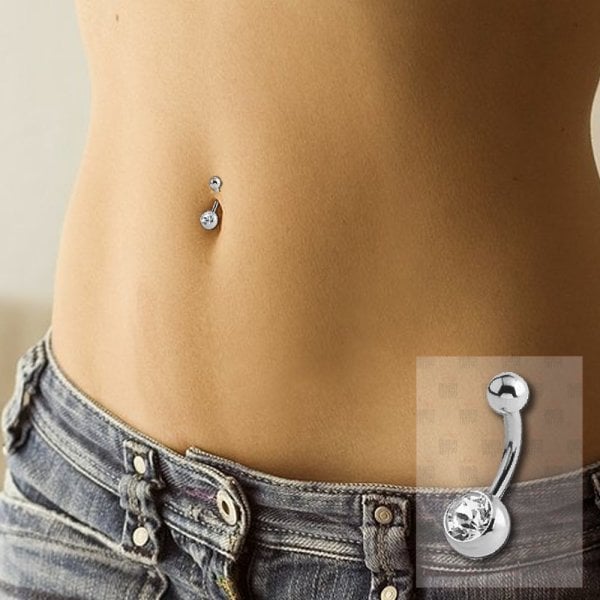 Cerrahi Çelik Beyaz Taşlı Göbek Piercing Cerrahi Çelik Beyaz Taşlı Göbek Piercing Top Büyüklüğü 8 mm - Bar Kalınlığı 1.6 mm - Bar Uzunluğu 10 mm